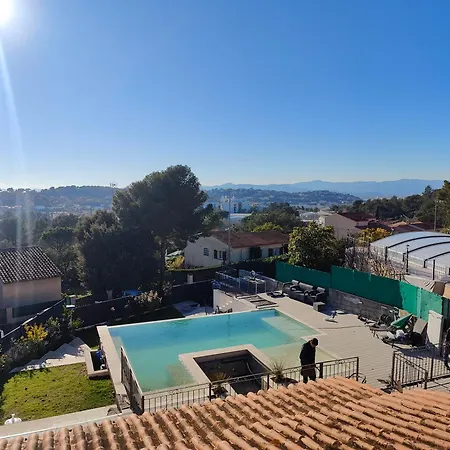 Avec Piscine Chauffee 4 Chambres Proche Des Plages Villa Saint-Raphaël