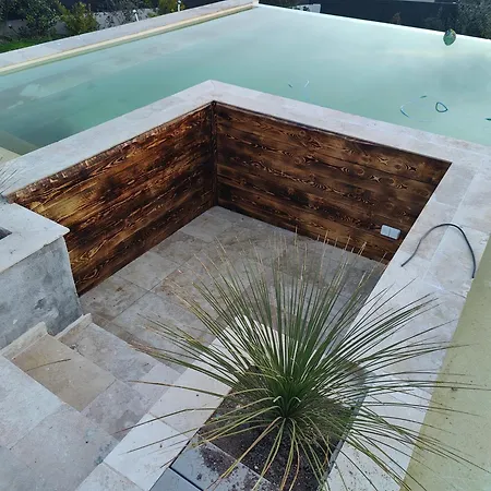 Avec Piscine Chauffee 4 Chambres Proche Des Plages *